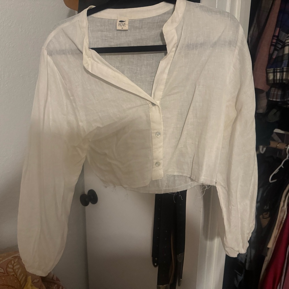 Rove White Button-Up crop Women's Top
